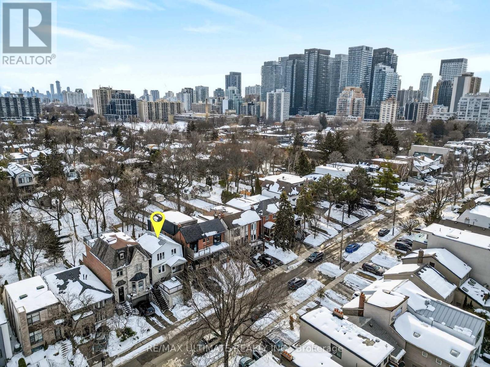 387 KEEWATIN AVENUE - 40