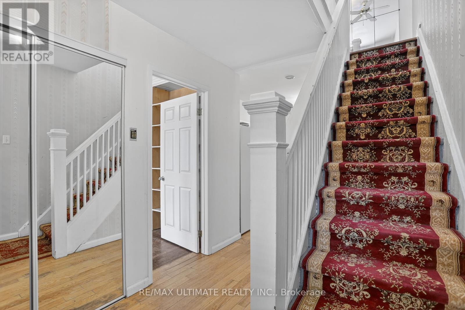 387 KEEWATIN AVENUE - 5