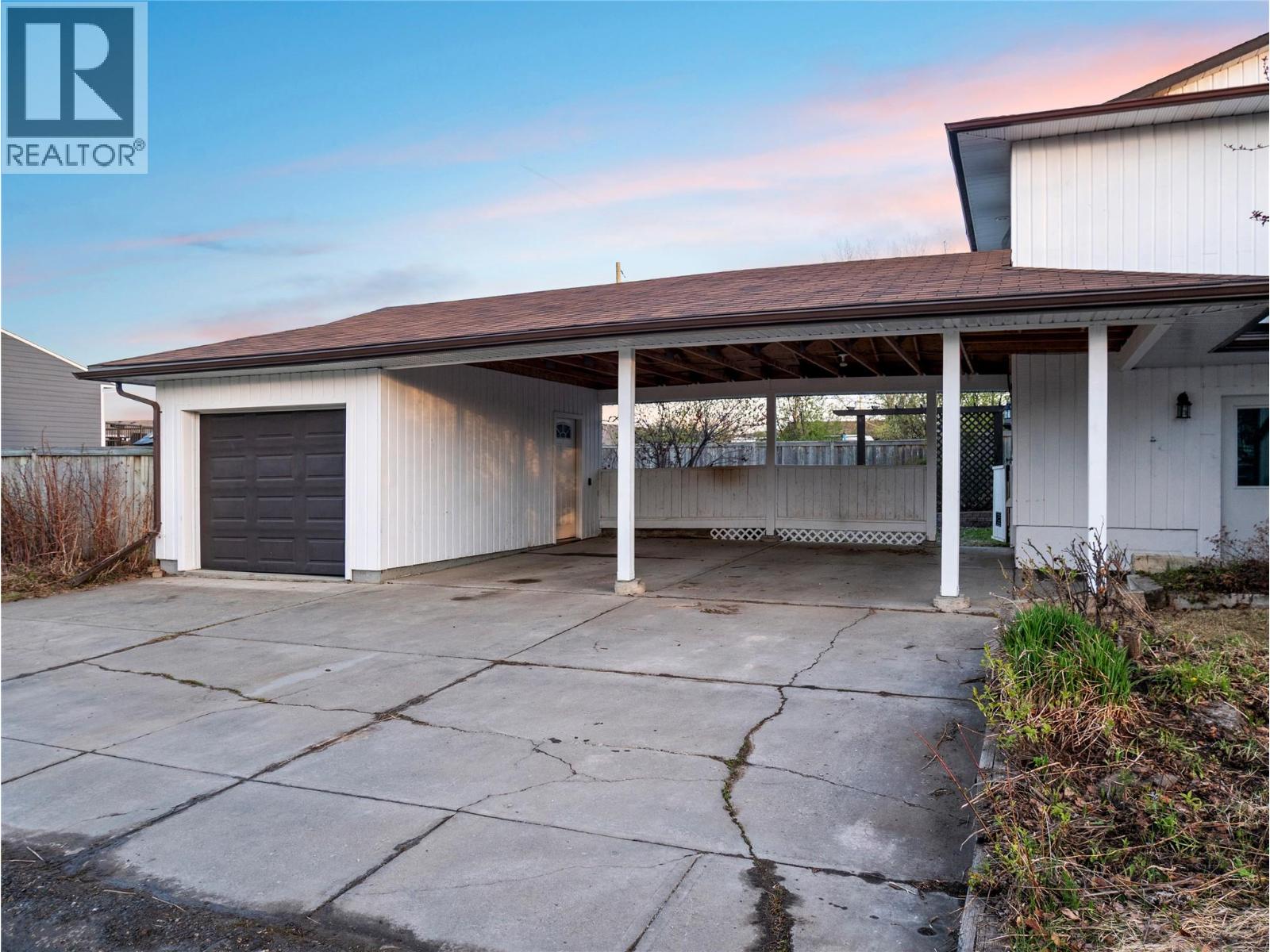 10728 18 Street, Dawson Creek