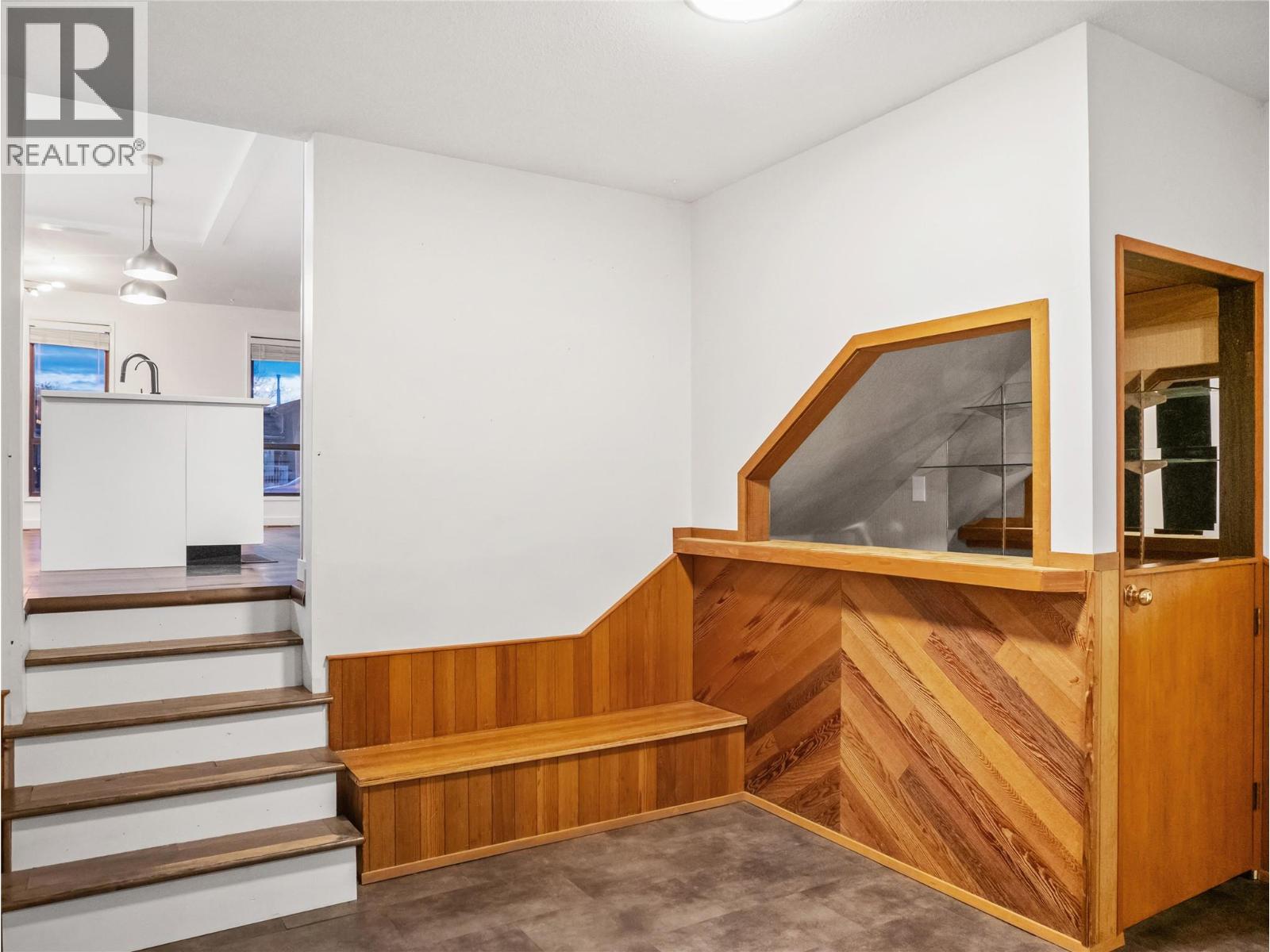 10728 18 Street, Dawson Creek