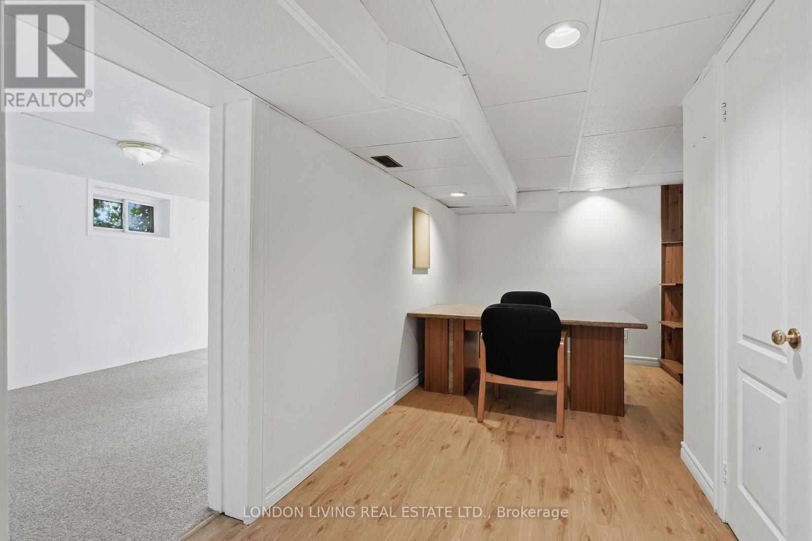 26 FRANK PLACE - 33