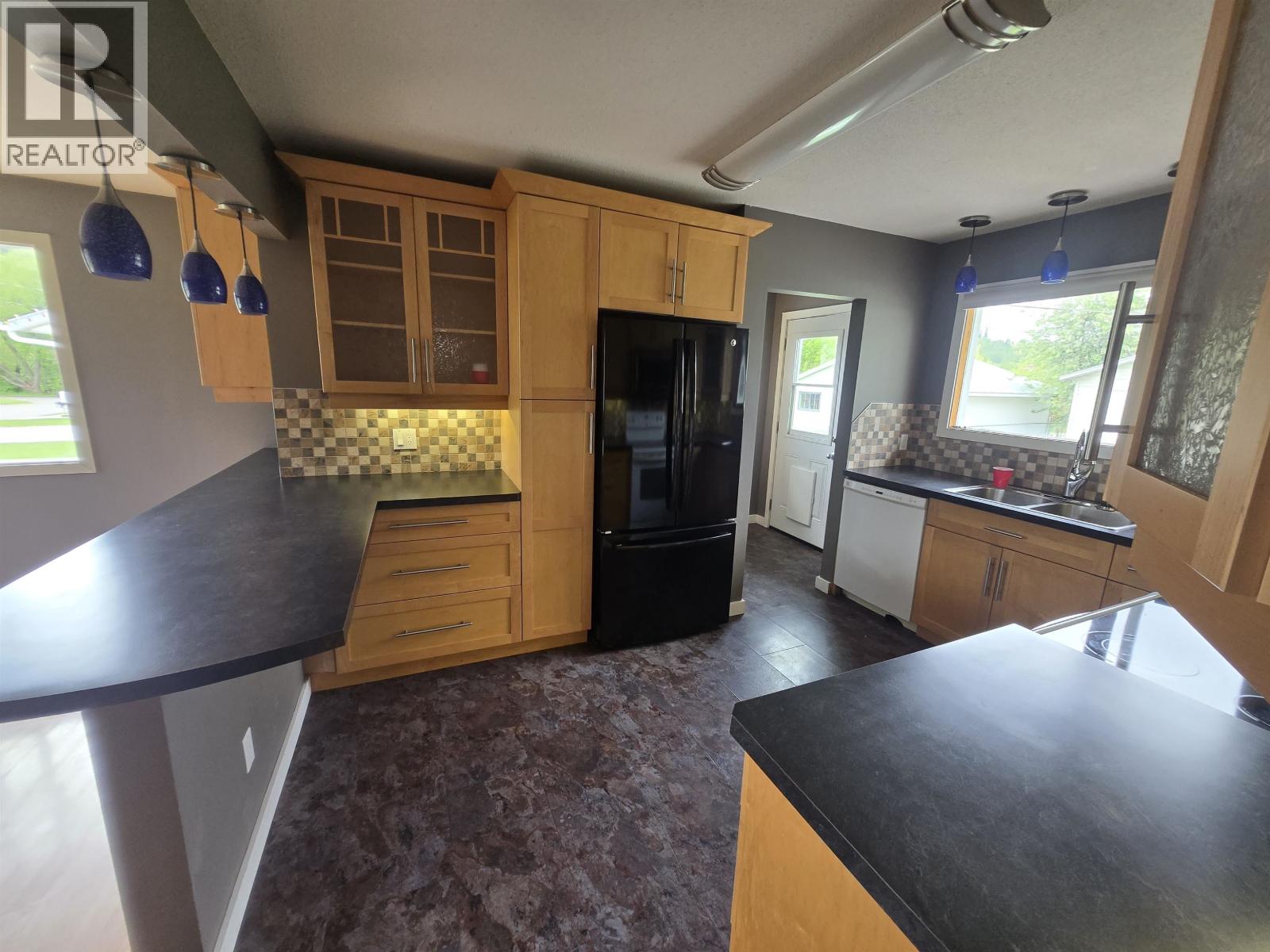 349 GARDNER STREET - 22
