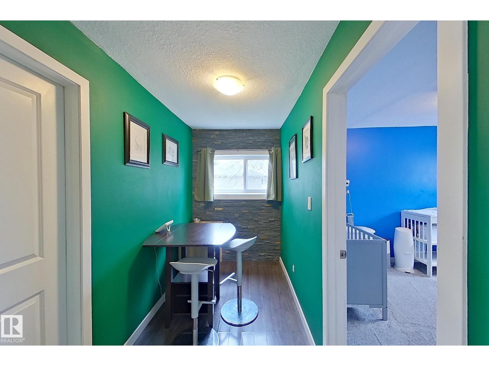 11612 130 AV NW - 11