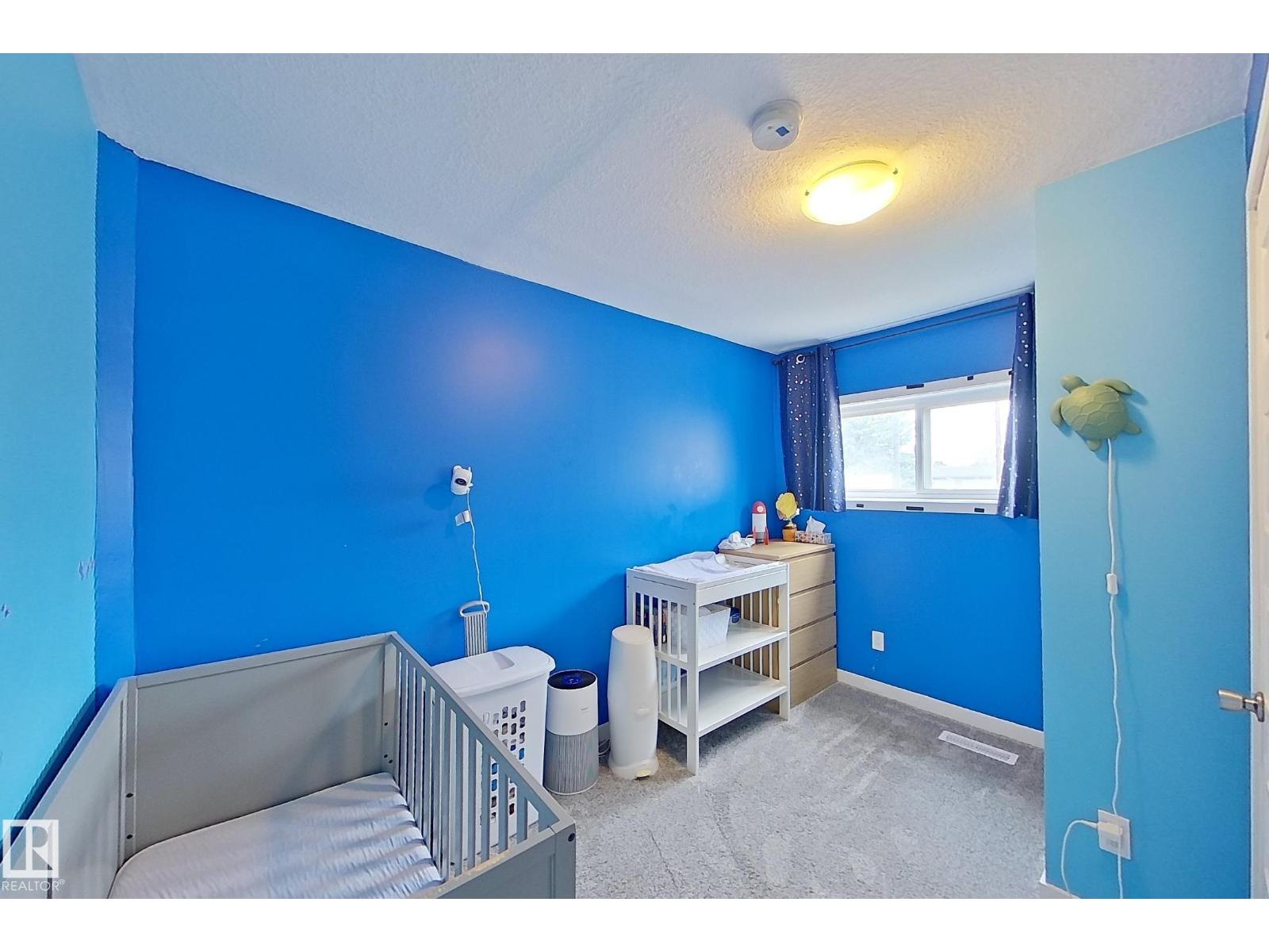 11612 130 AV NW - 12