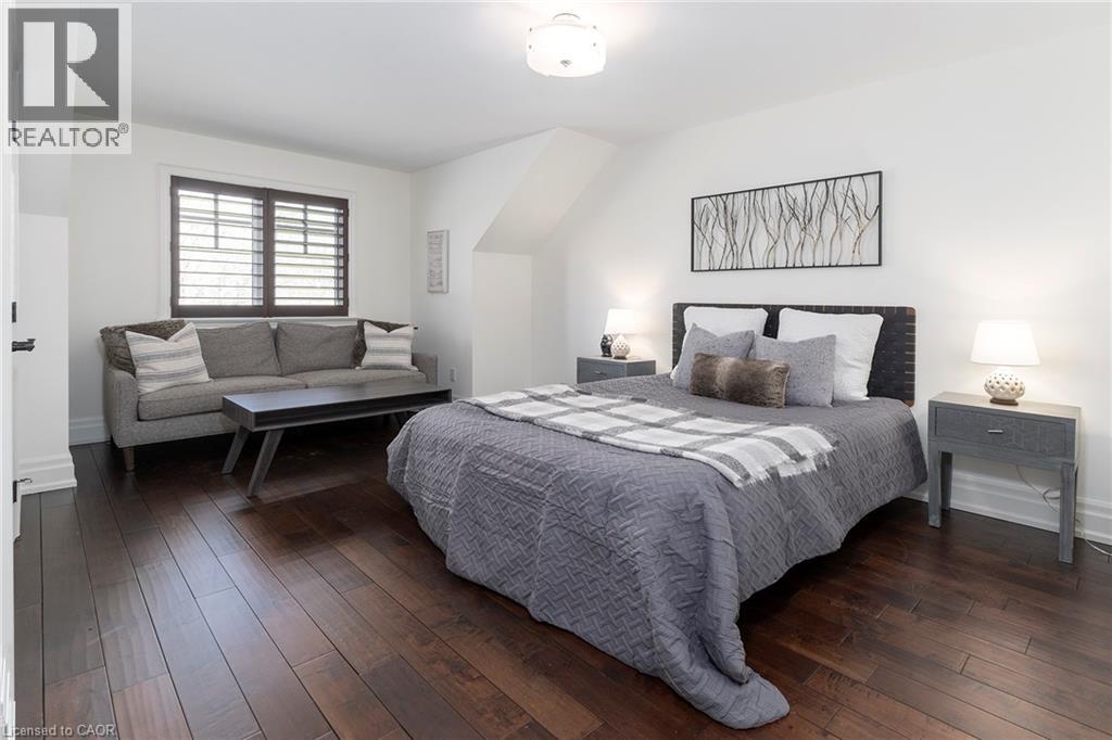 400 HAMILTON Drive - 21