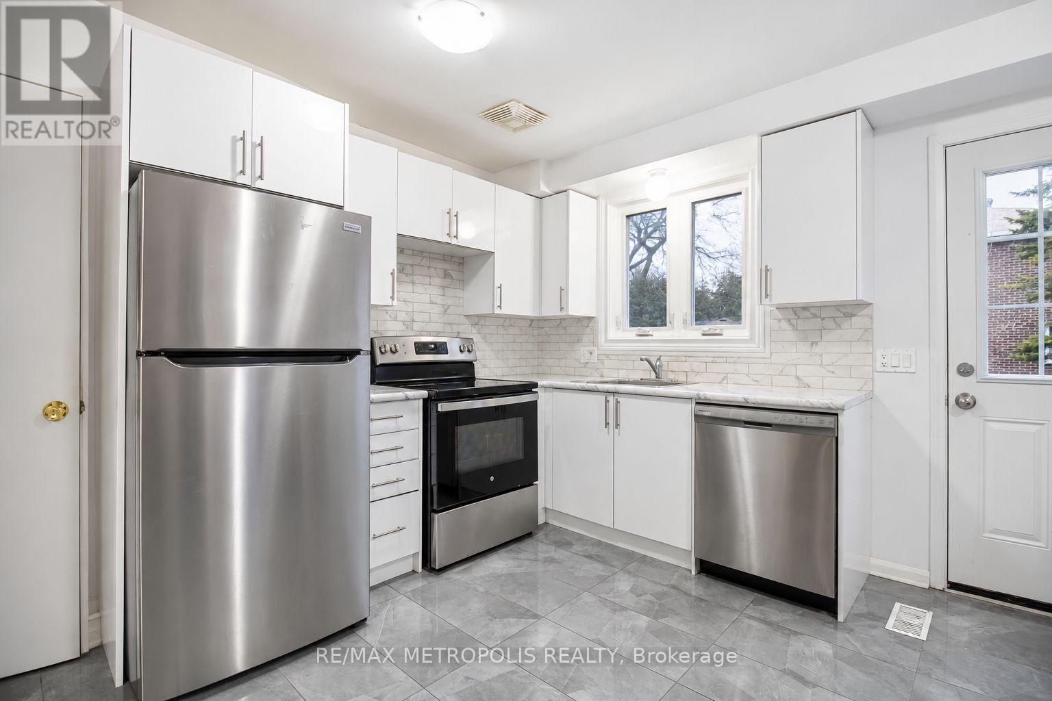 1098 CEDAR STREET - 16