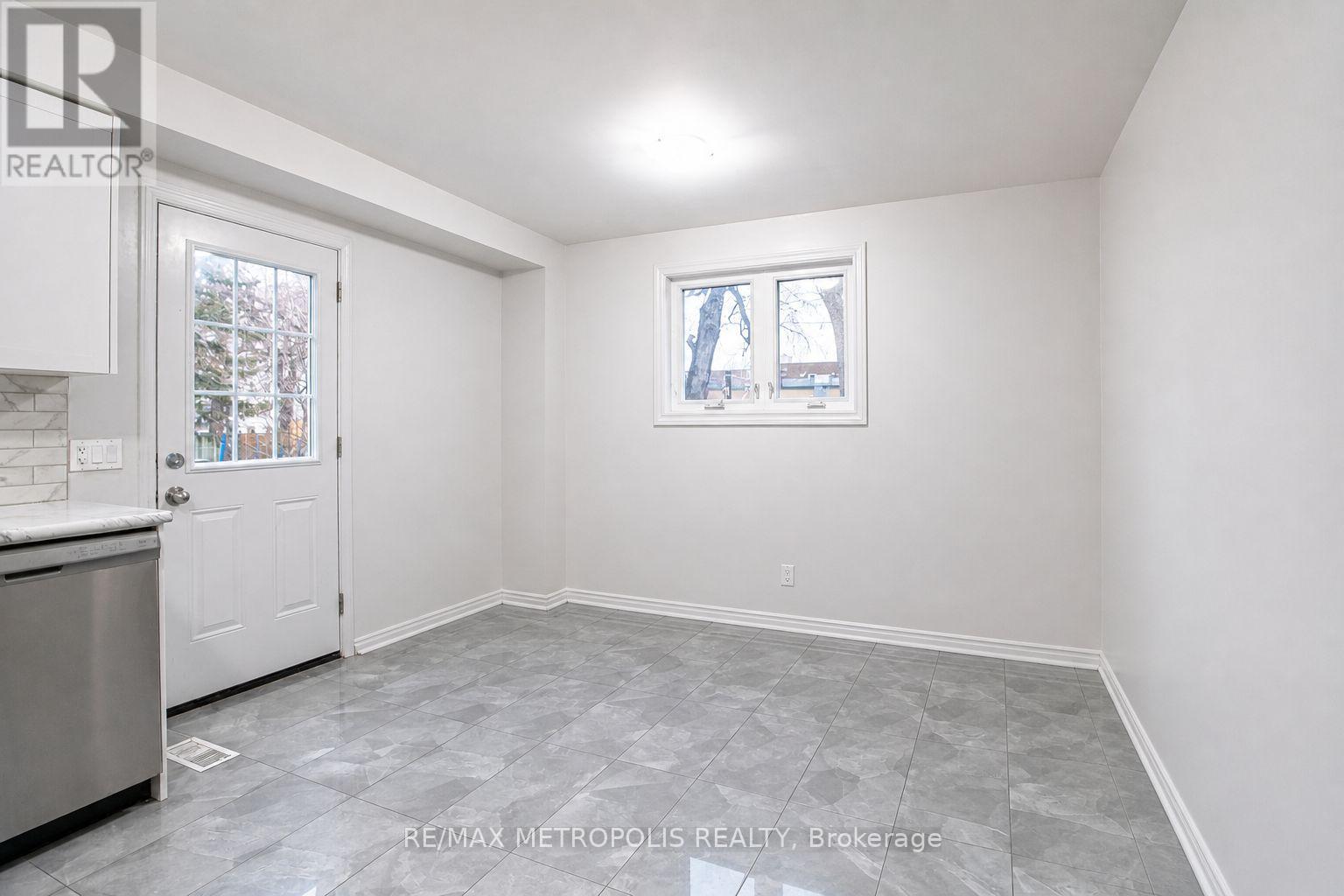 1098 CEDAR STREET - 14
