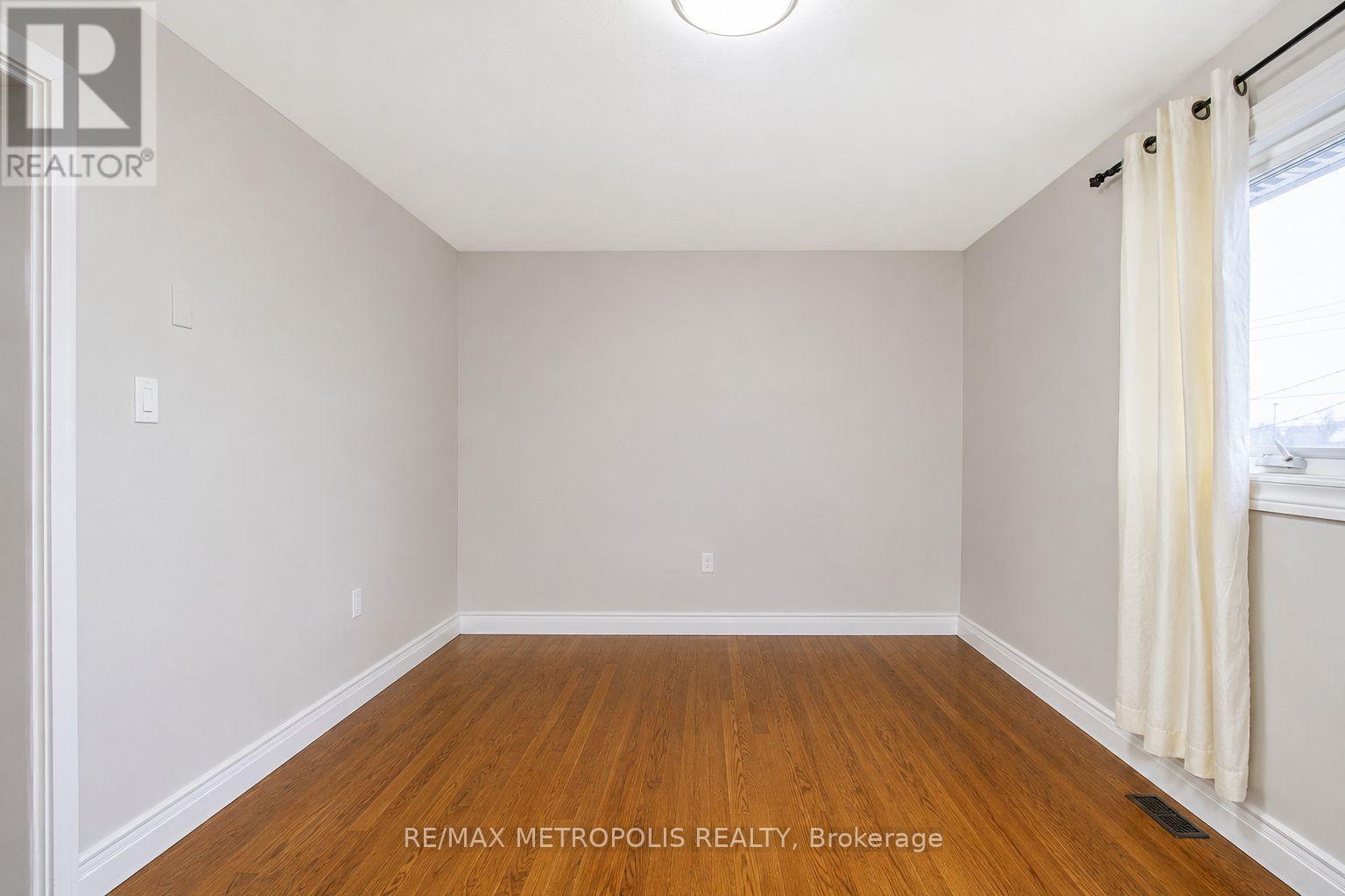 1098 CEDAR STREET - 9