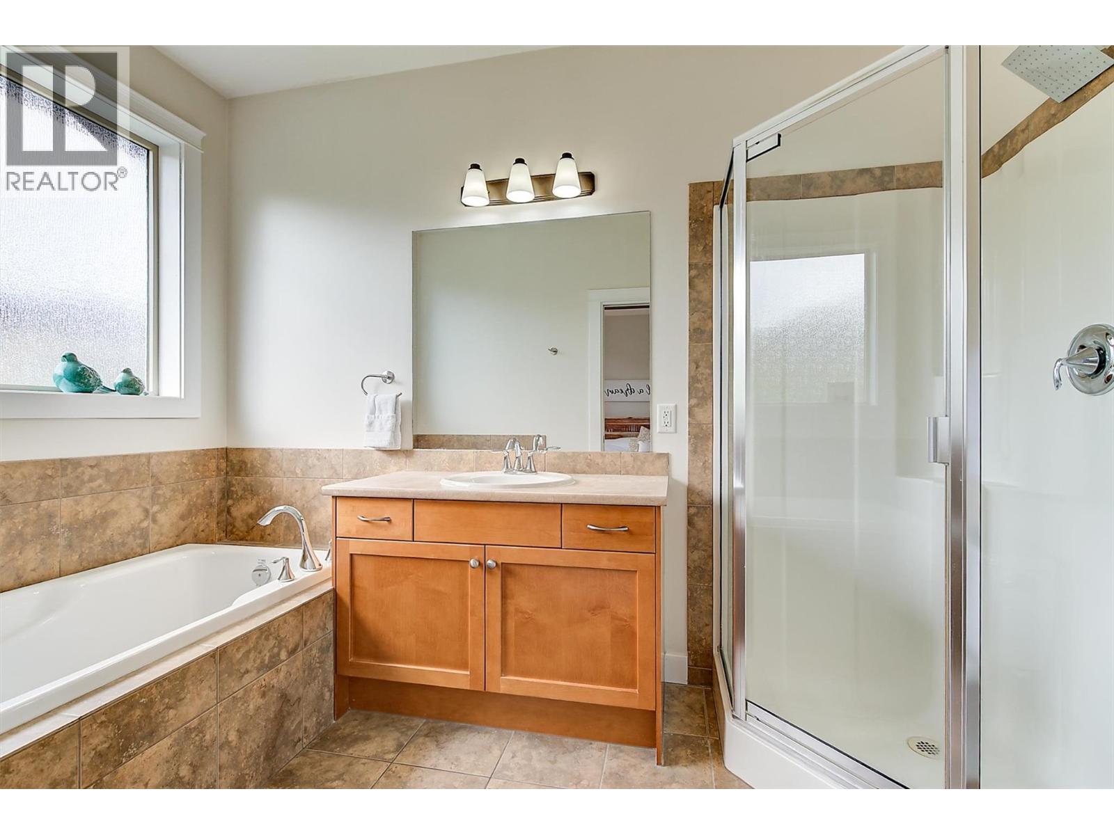 737 Kuipers Crescent - 37