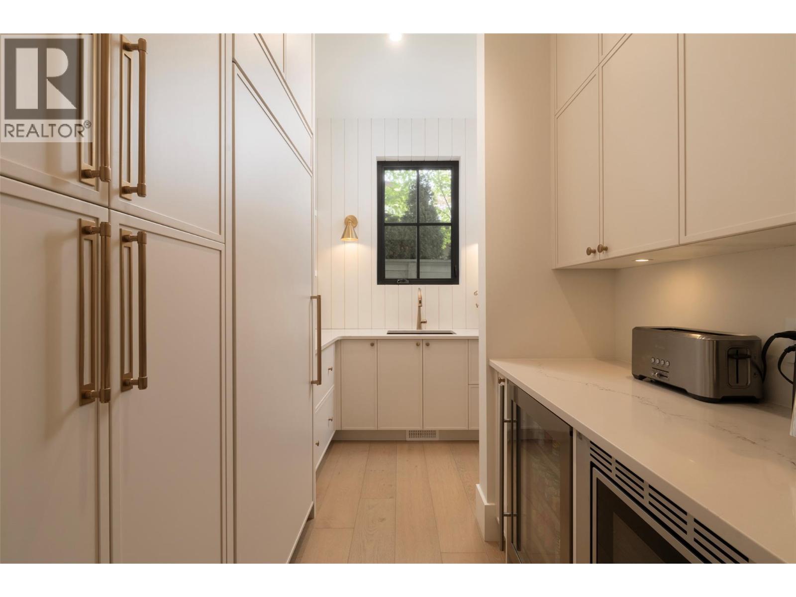  503 Metcalfe Avenue, Kelowna