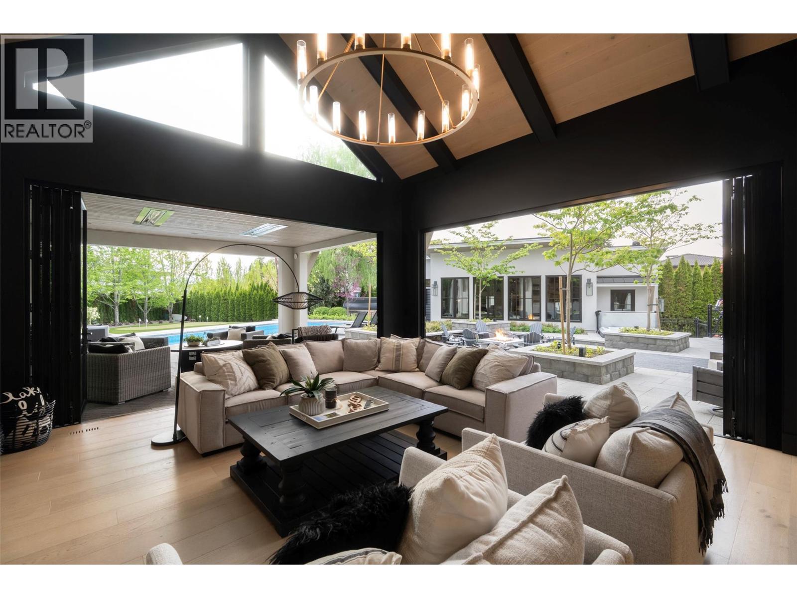  503 Metcalfe Avenue, Kelowna