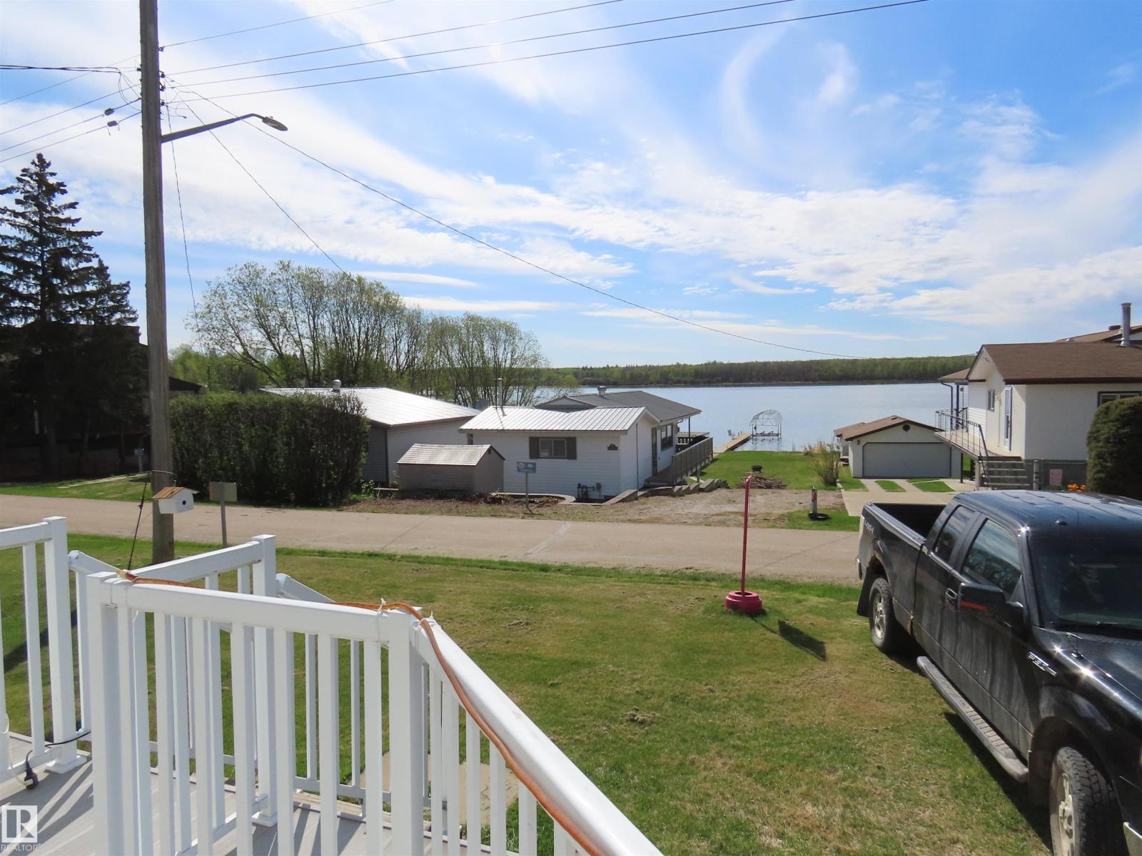 98 Lakeview DR — photo 7