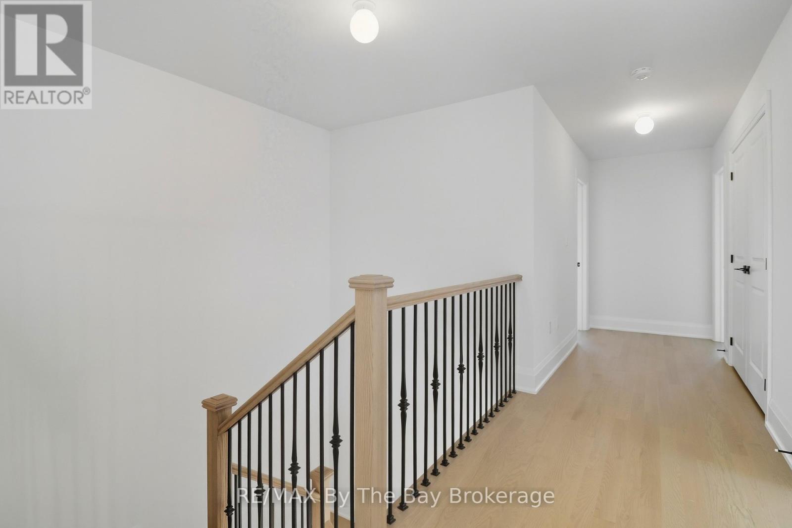 66 AMBER DRIVE - 19