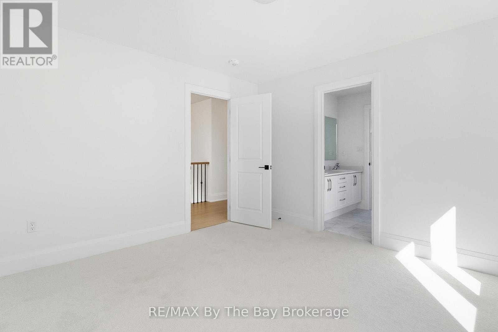 66 AMBER DRIVE - 30
