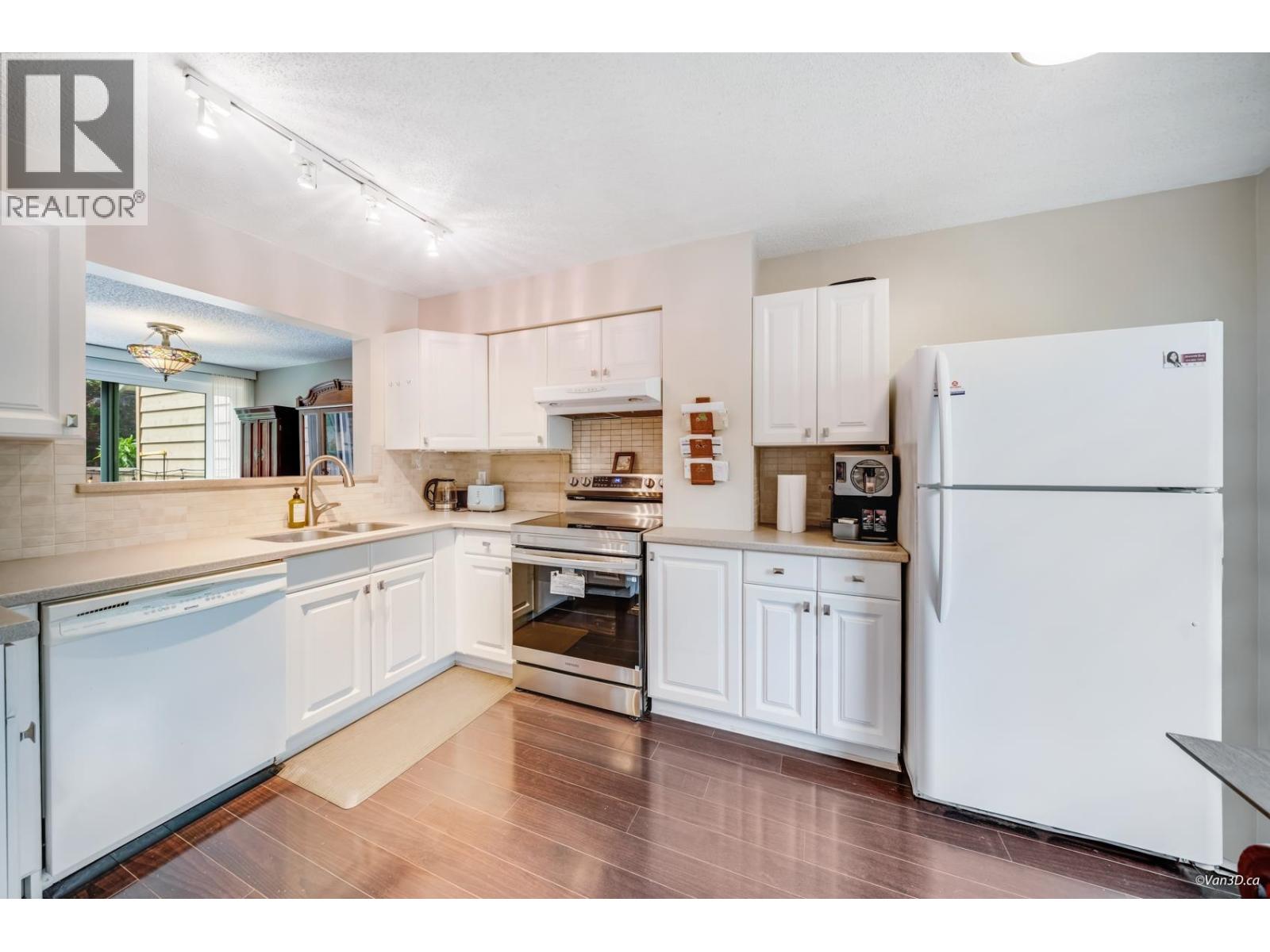 4253 BIRCHWOOD CRESCENT, Burnaby
