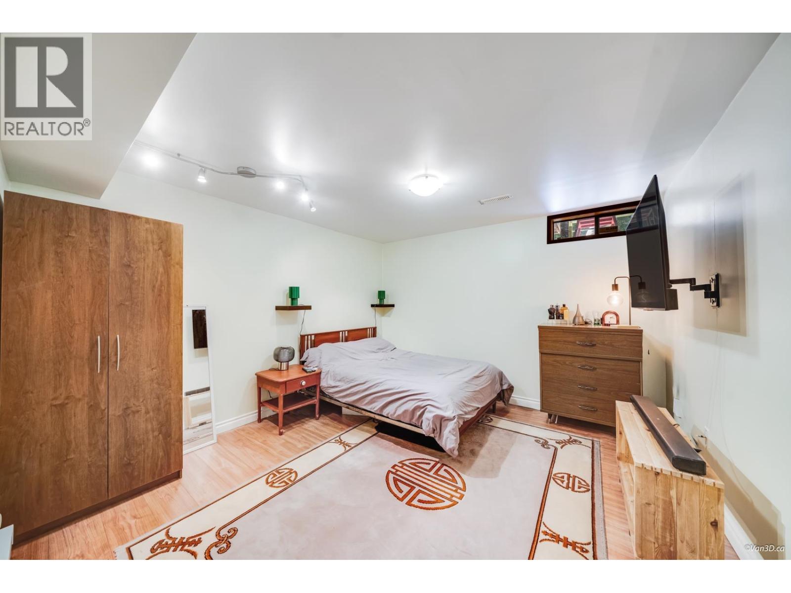 4253 BIRCHWOOD CRESCENT, Burnaby