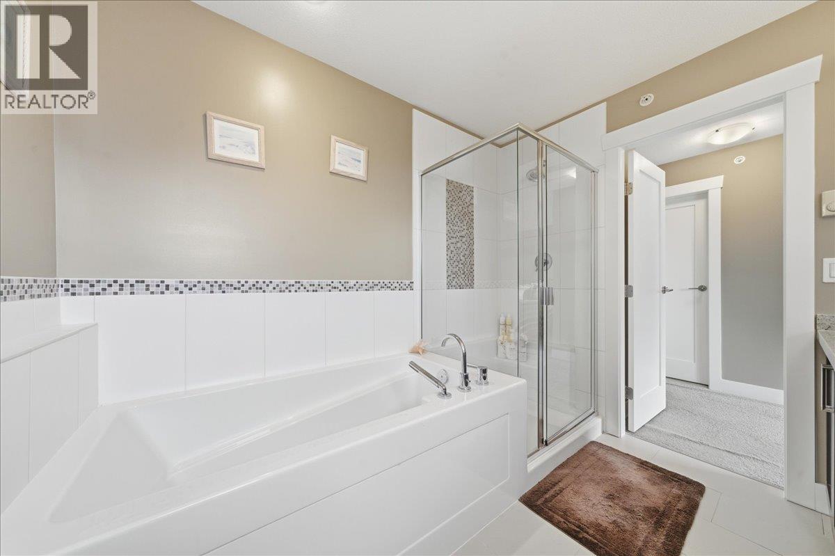 61 22865 TELOSKY AVENUE, Maple Ridge