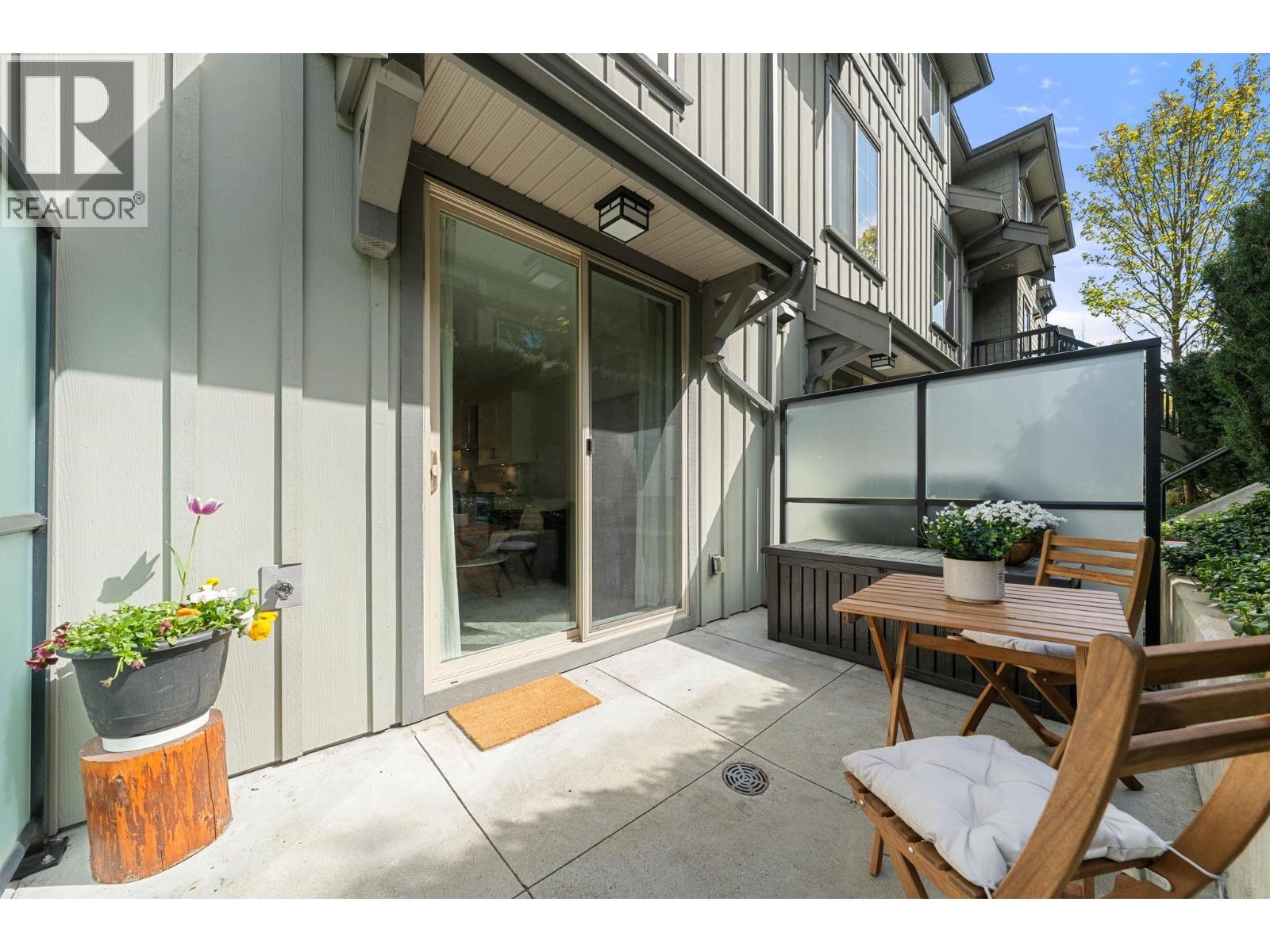 9 433 SEYMOUR RIVER PLACE, North Vancouver