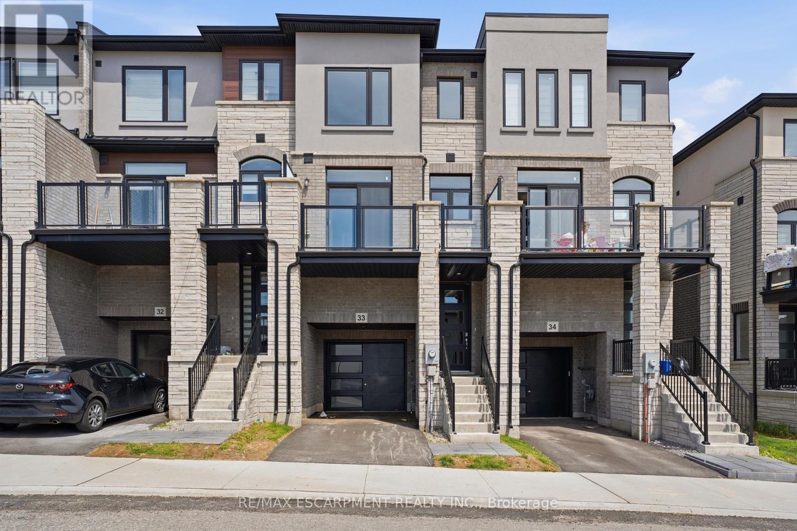 #UNIT 33 155 EQUESTRIAN WAY - 20