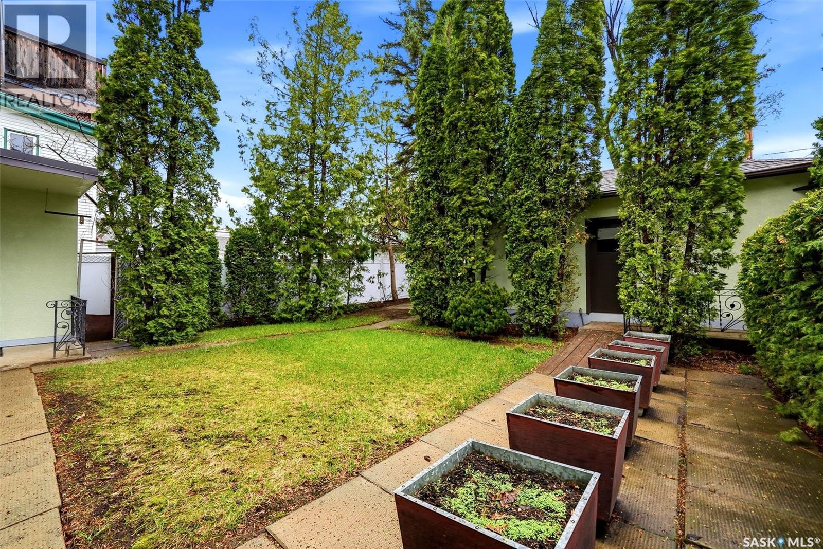 203 Angus CRESCENT - 43