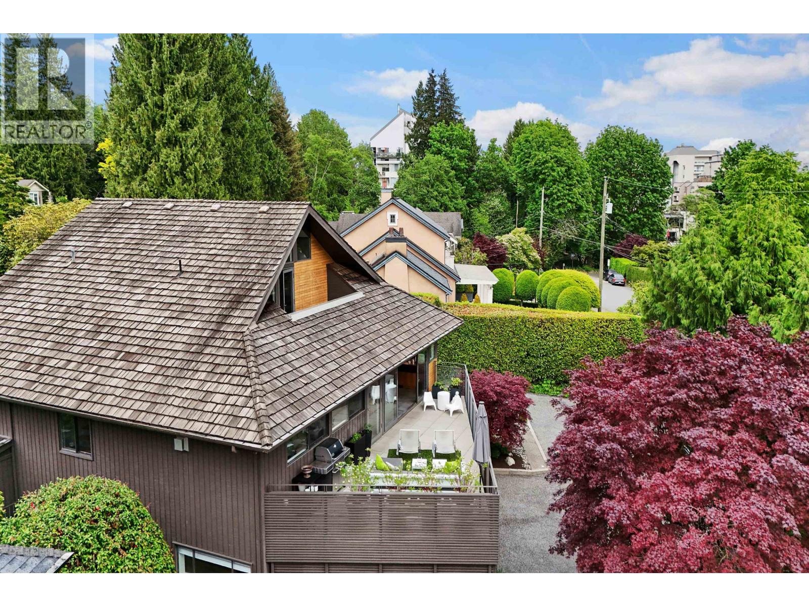 1873 ESQUIMALT AVENUE, West Vancouver