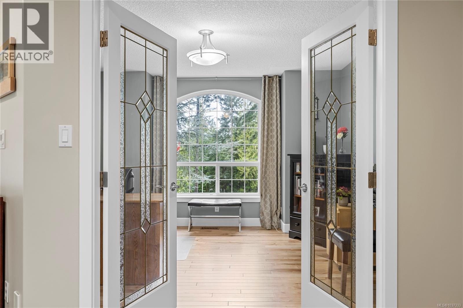 6645 Elm Rd - 11