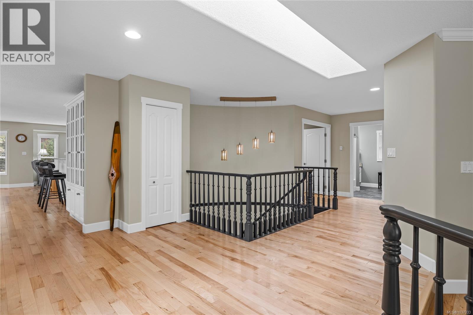 6645 Elm Rd - 14