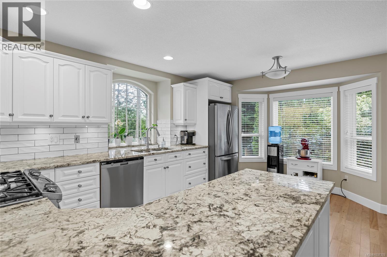 6645 Elm Rd - 20