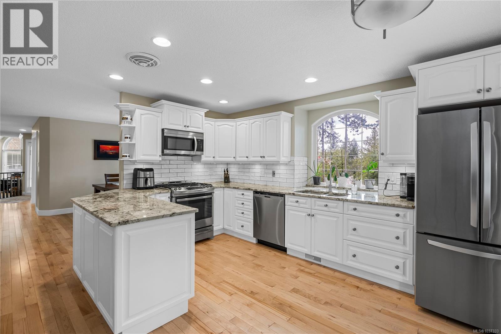 6645 Elm Rd - 21