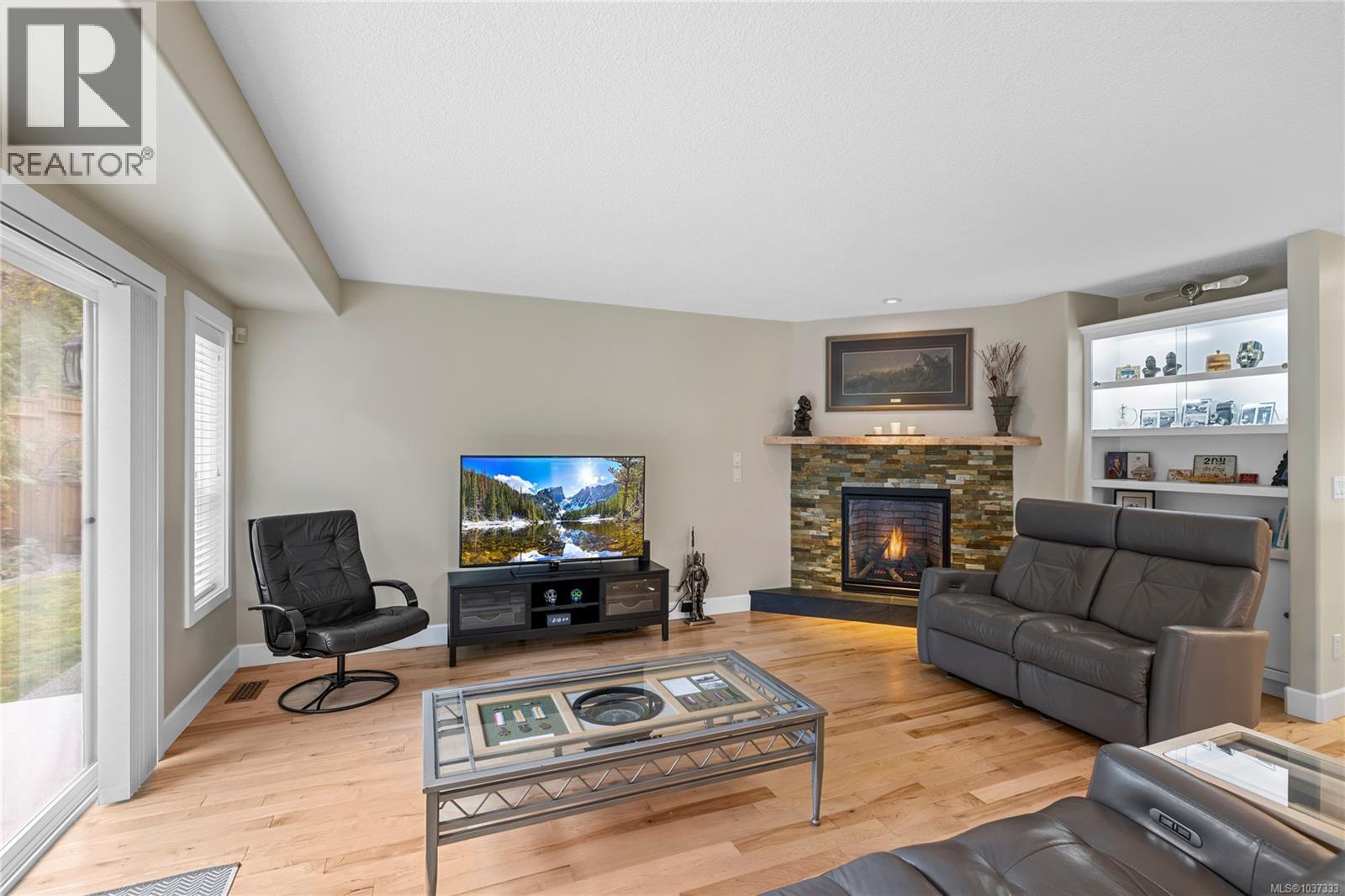 6645 Elm Rd - 28