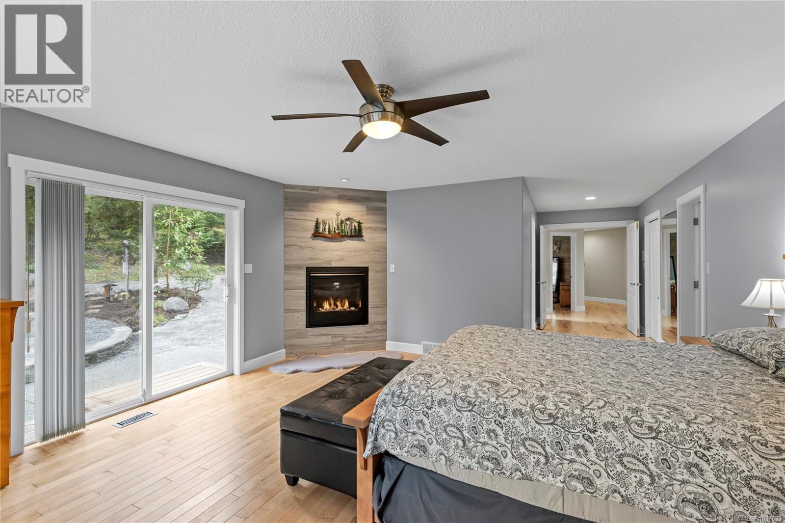 6645 Elm Rd - 32