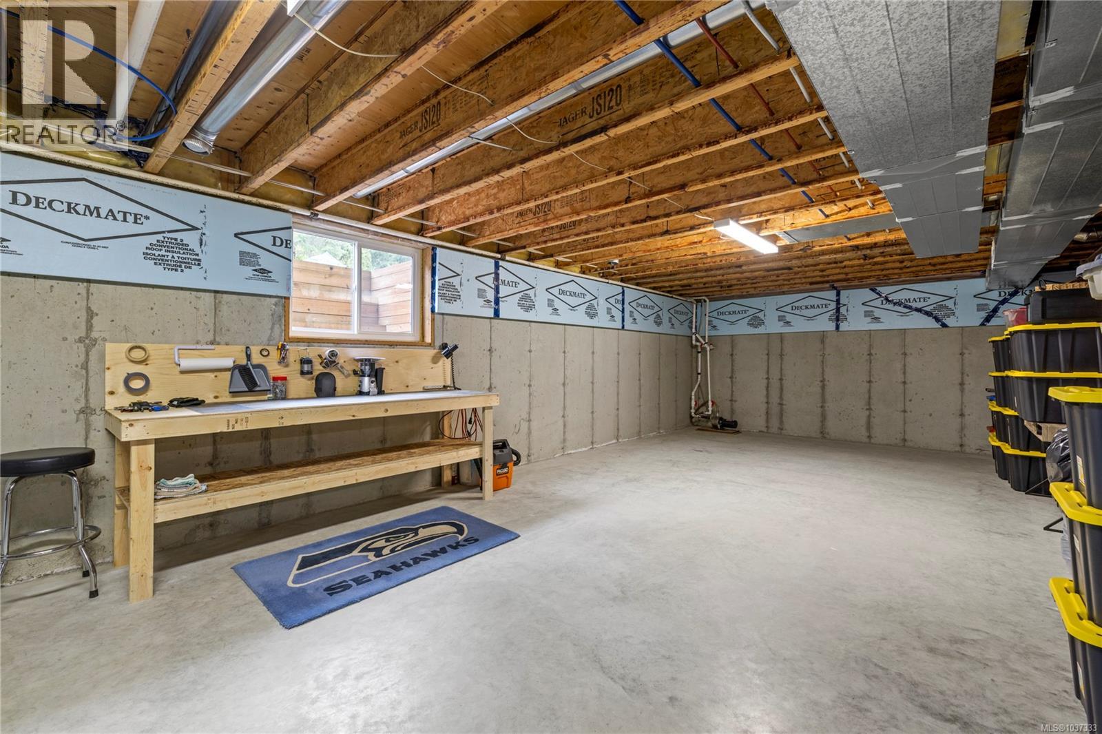 6645 Elm Rd - 53