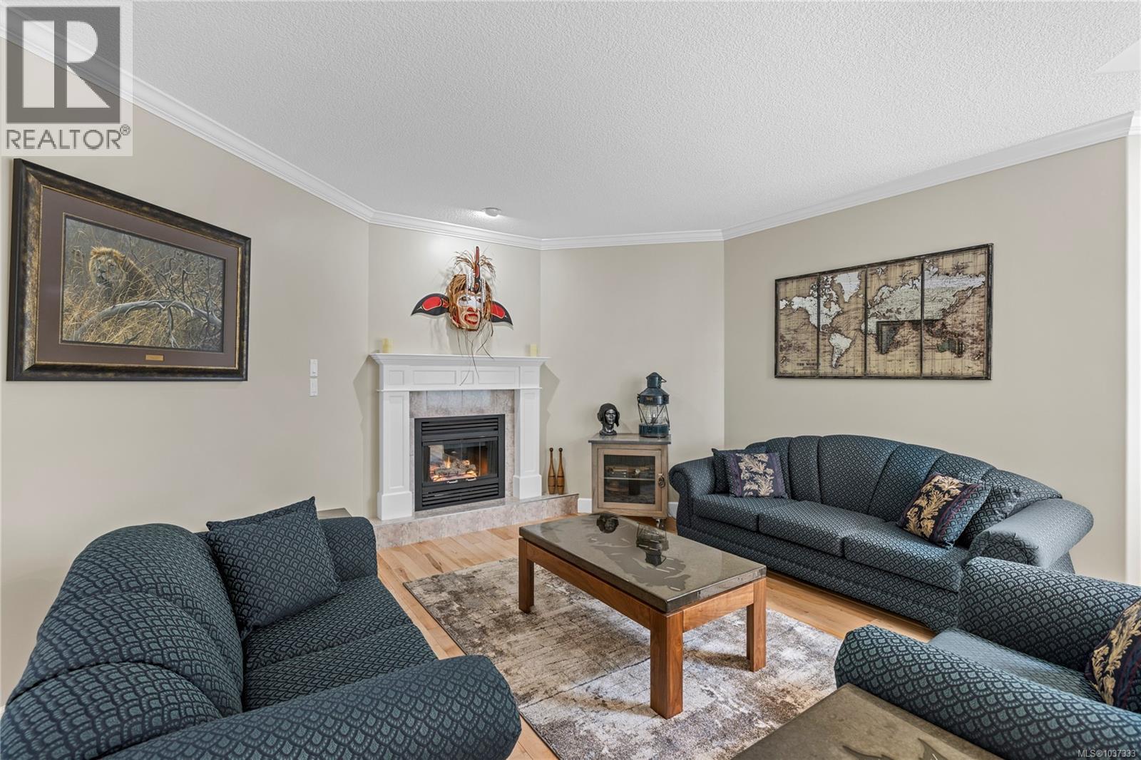 6645 Elm Rd - 8