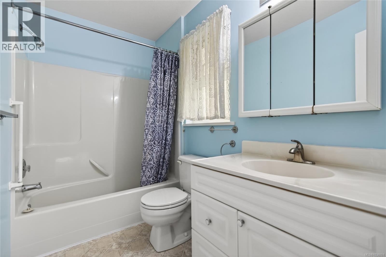 1353 Ocean View Ave - 15