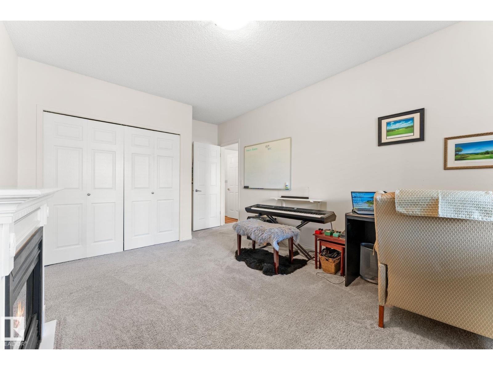 #6 10848 8 AV SW - 40