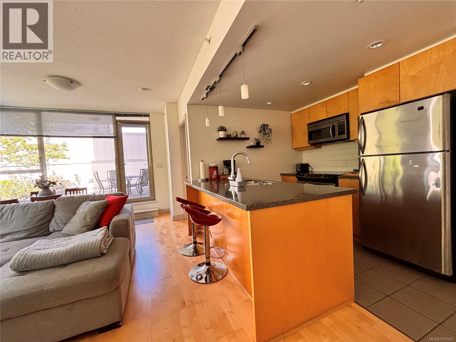 #208 760 Johnson St - 8