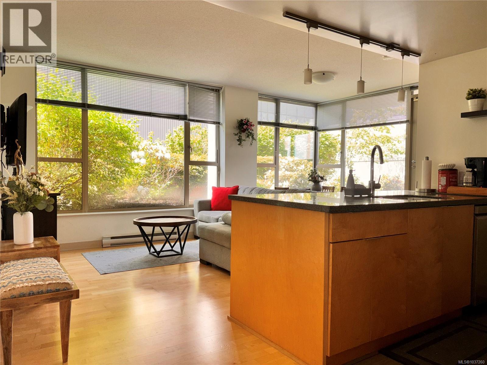 #208 760 Johnson St - 4