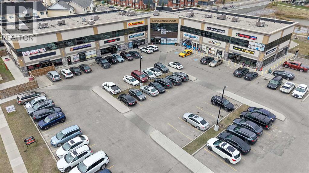 52 Saddlestone Drive NE - 32