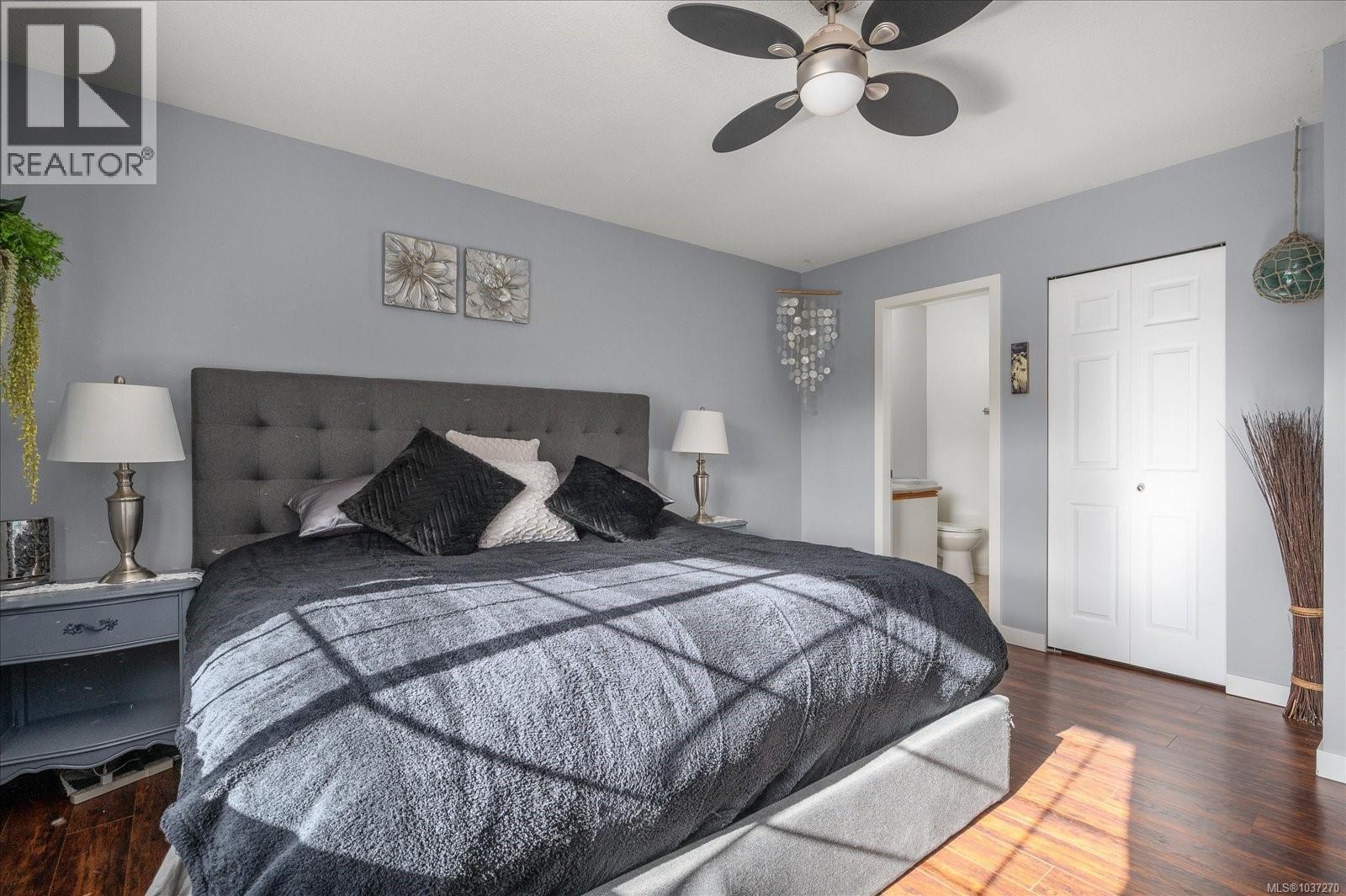 2121 Lexington Pl - 21