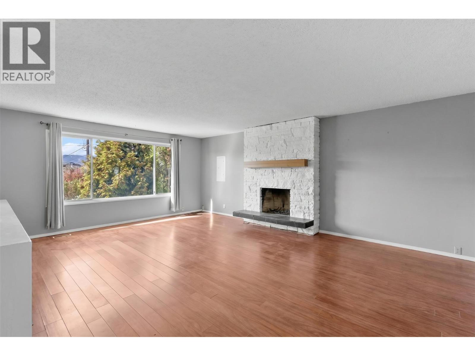 928 Stevenson Road - 7