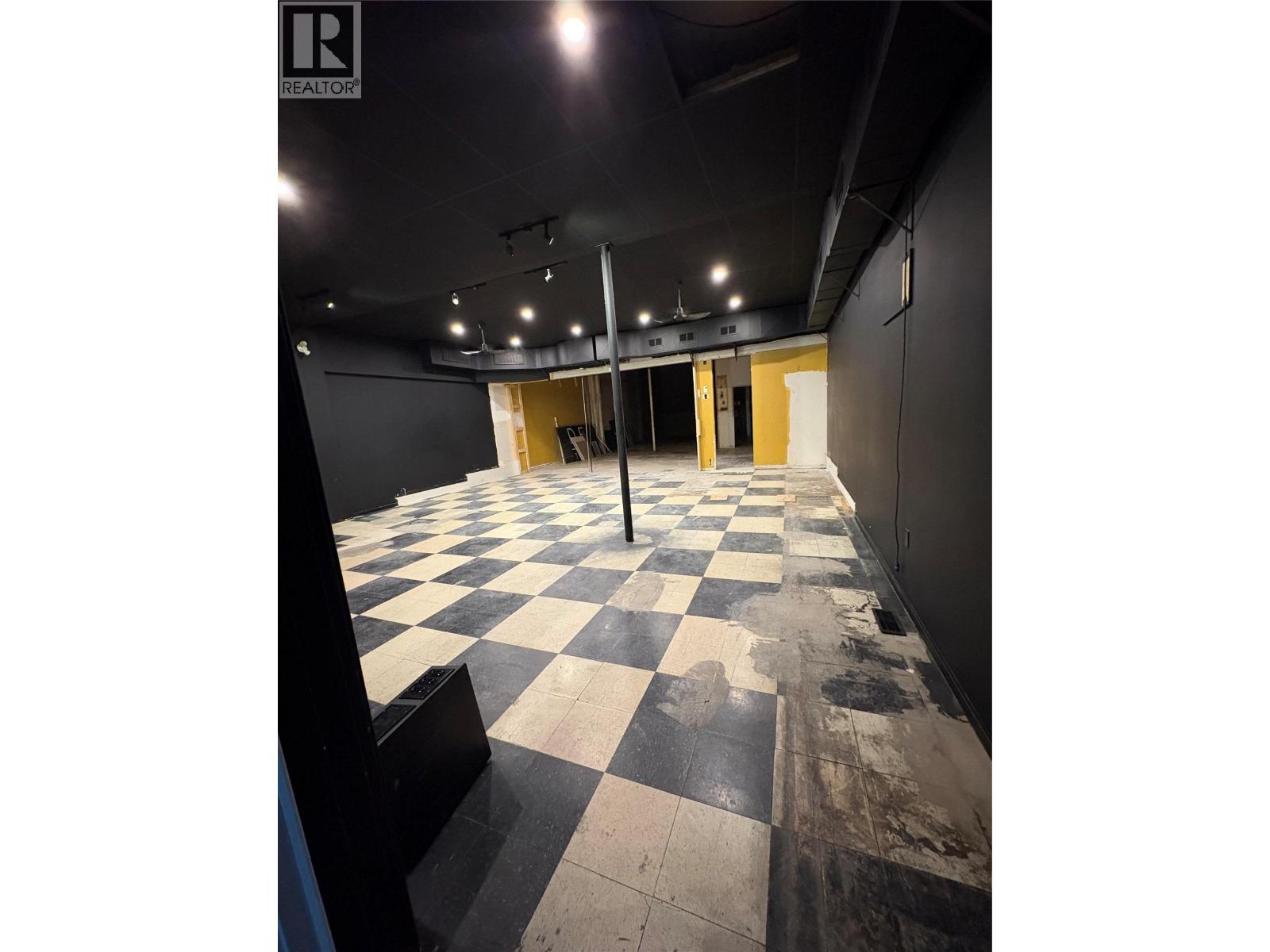  369 ST PAUL Street, Kamloops