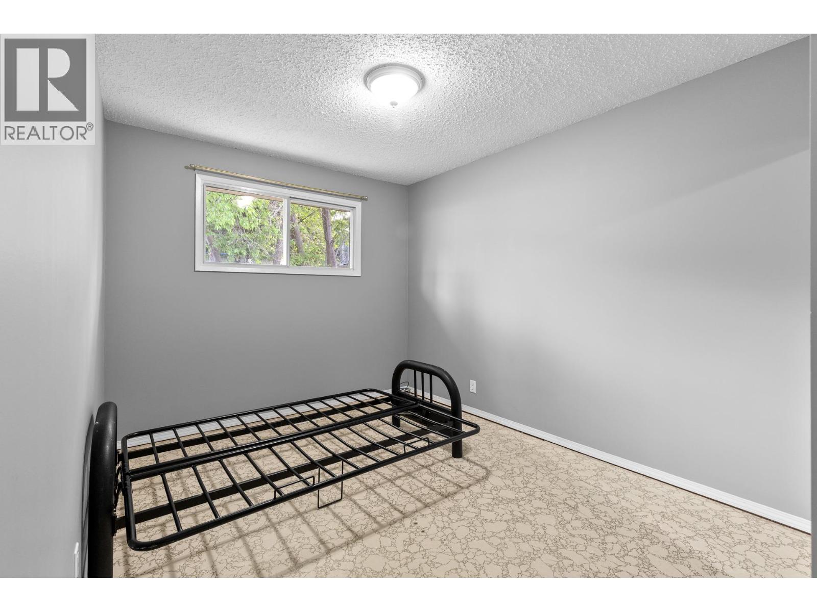928 Stevenson Road - 19
