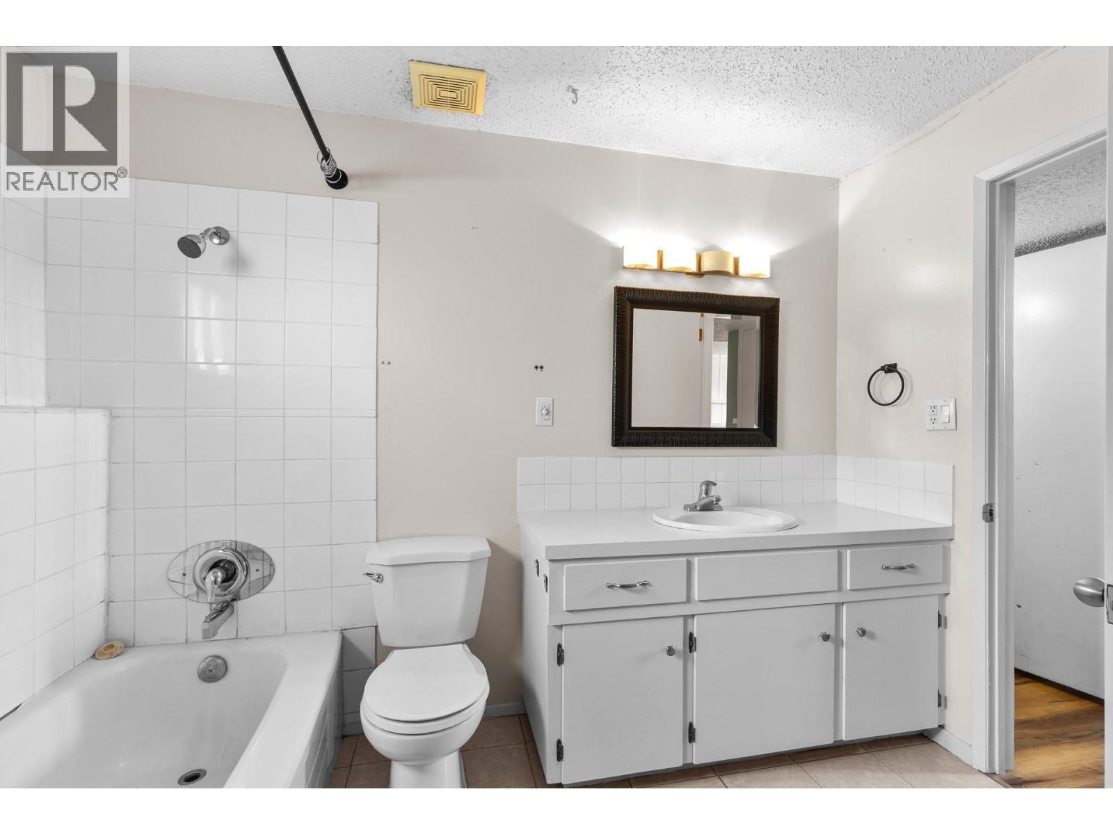 928 Stevenson Road - 33