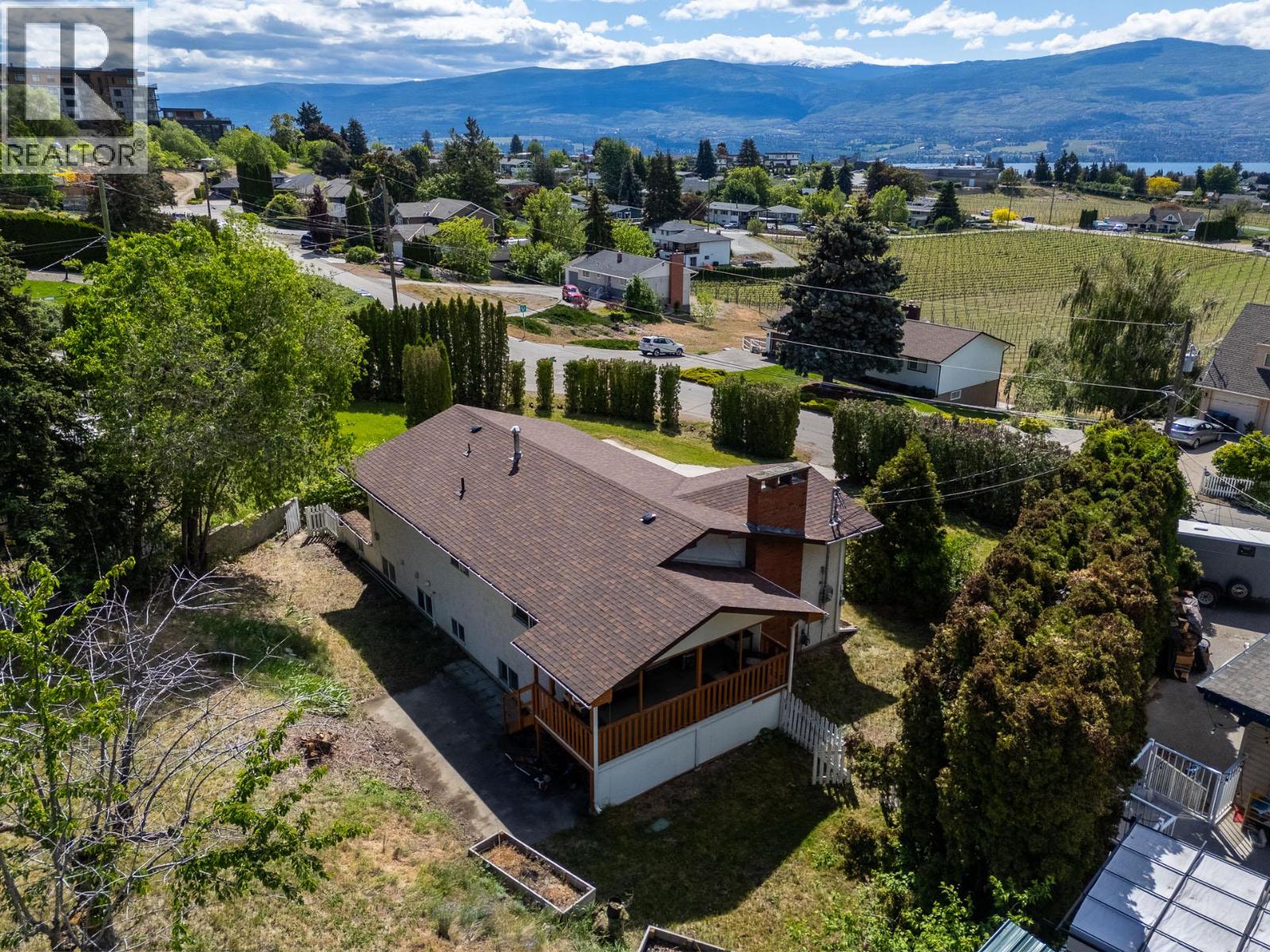 928 Stevenson Road - 48