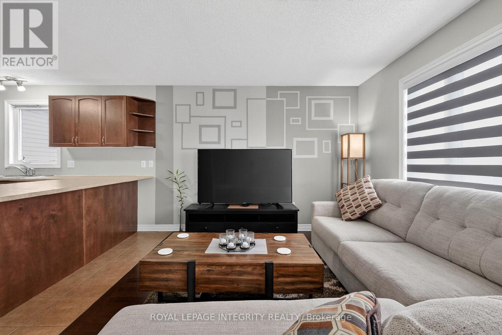 281 STERLING AVENUE - 19
