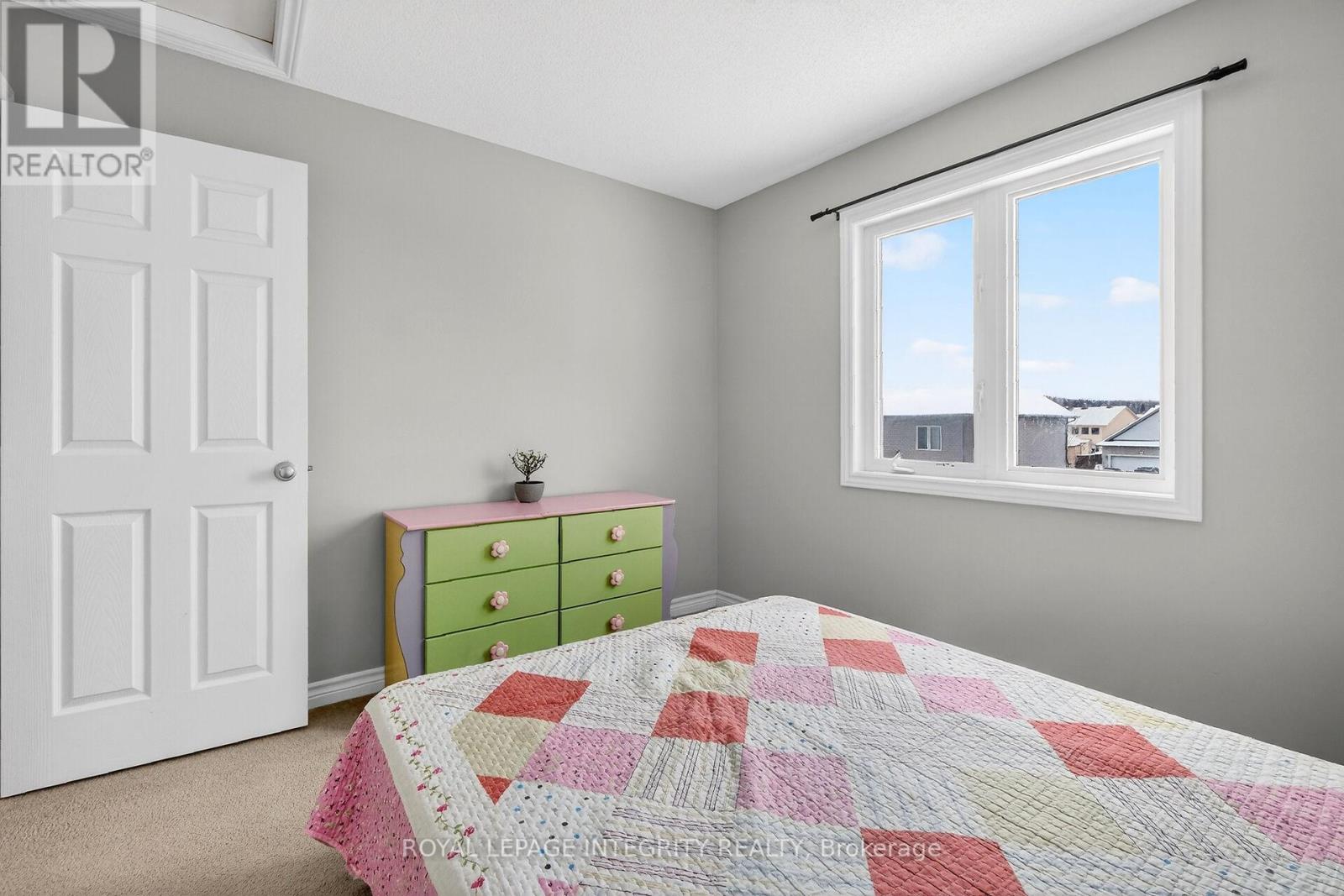 281 STERLING AVENUE - 28