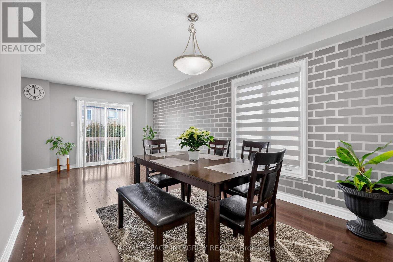 281 STERLING AVENUE - 9