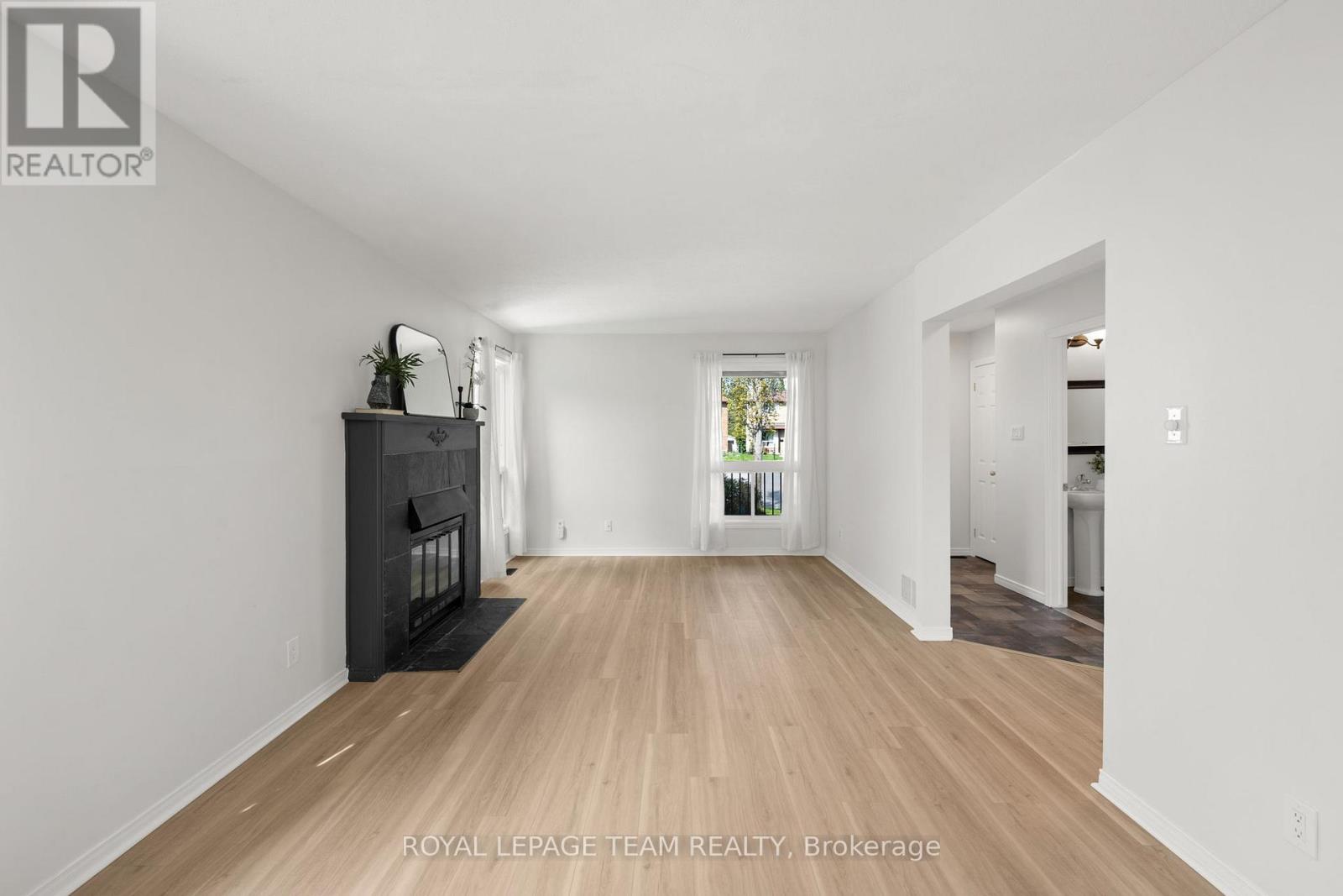 93 HEWITT WAY - 10