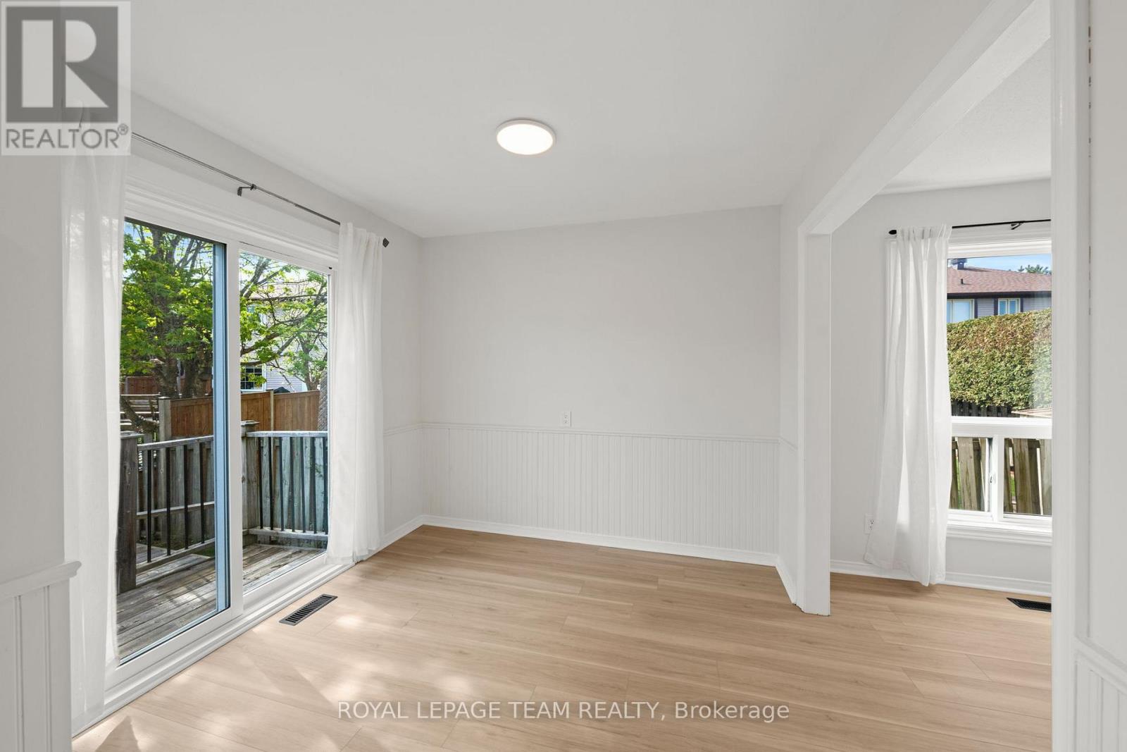 93 HEWITT WAY - 18