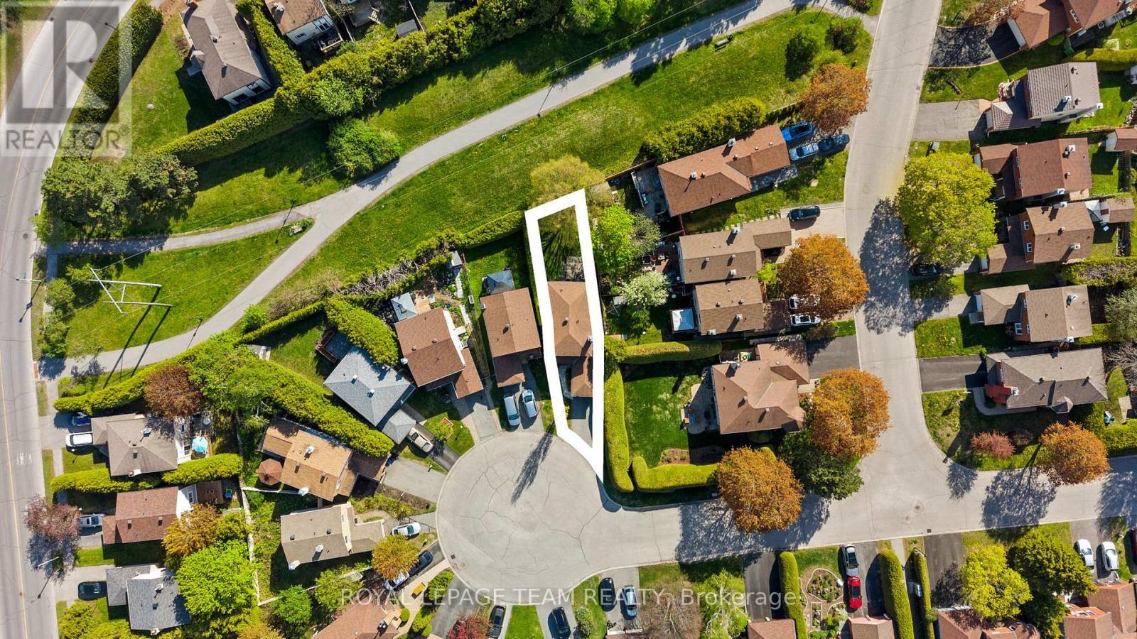 93 HEWITT WAY - 37